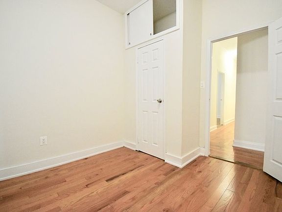 2nd image of 601 W 180th St APT 23