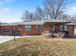 1610 N Broadway, Council Bluffs, IA 51503