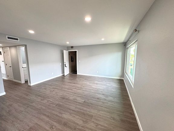 4th image of 7127 Westview Pl APT D