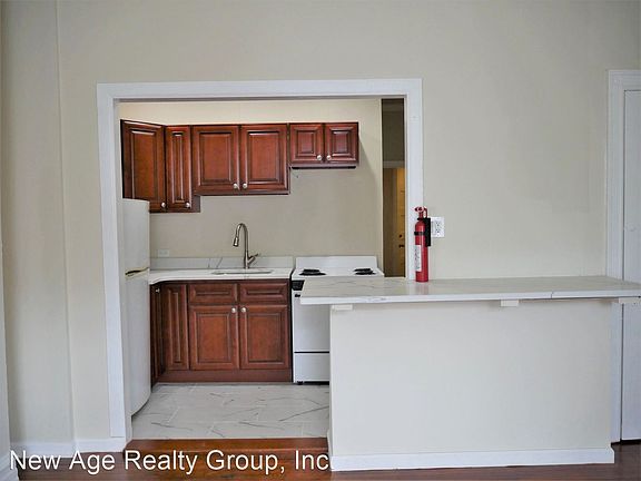 4th image of 4527 Osage Ave APT 2F
