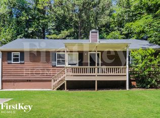 585 Kurtz Rd, Marietta, GA 30066
