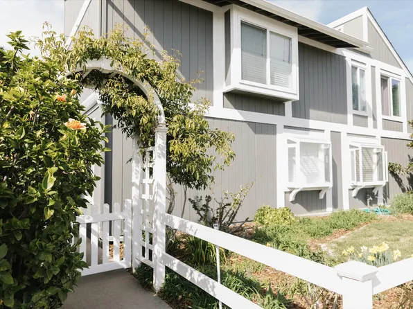 231 Linden Ave APT 18, Carpinteria, CA 93013