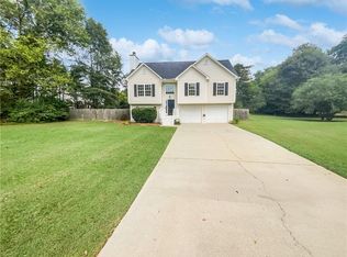 10 Jasmine Ln, Cartersville, GA 30120