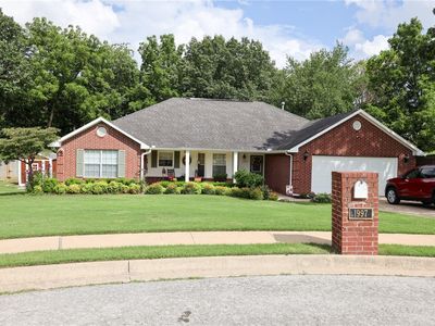 1997 Silverado Pl, Springdale, AR, 72762