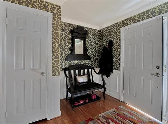 3rd image of 1702 Windingridge Dr