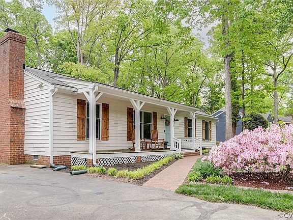 2nd image of 2919 Weymouth Dr