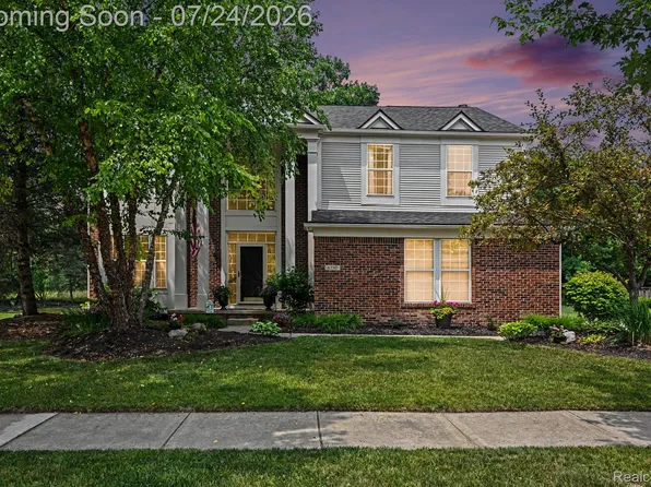 6390 Meadowlark Ln, Ypsilanti, MI 48197