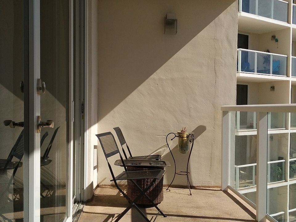 2nd image of 1351 NE Miami Gardens Dr APT 703