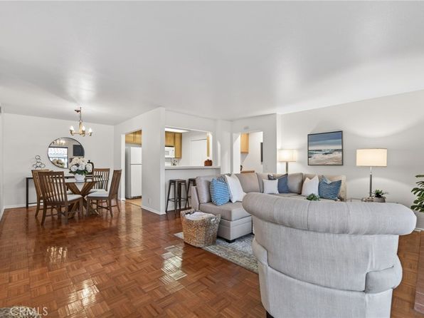 2 beds, 2 baths, 1,368 sqft house for sale in Oxnard, CA photo 16