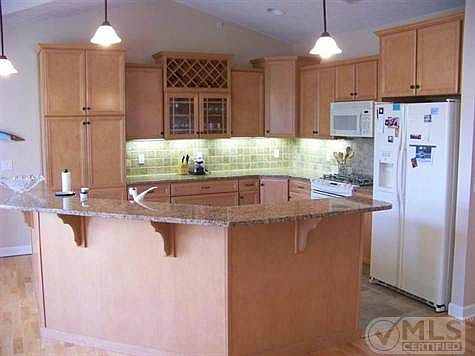 5th image of 324 Singapore Ct #16