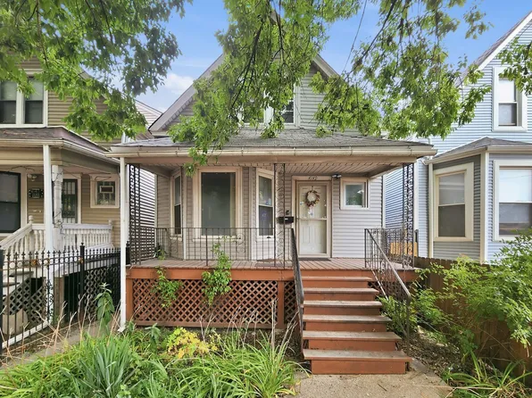 4149 W Fullerton Ave, Chicago, IL 60639