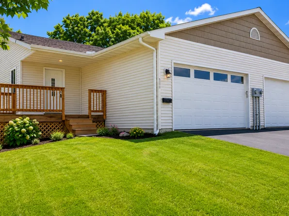W920 Cardinal Dr, Spring Valley, WI 54767