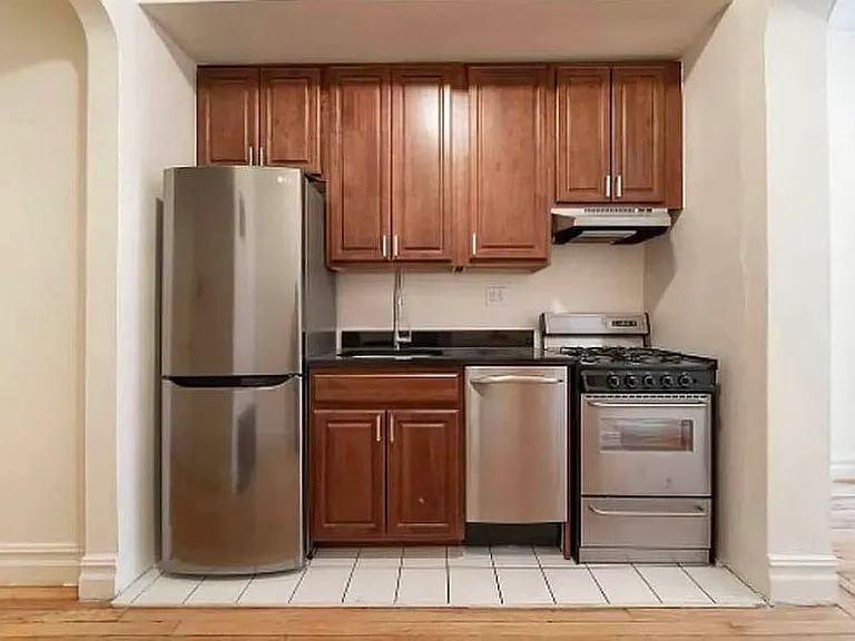 56 W 106th St #1A — Photo 3