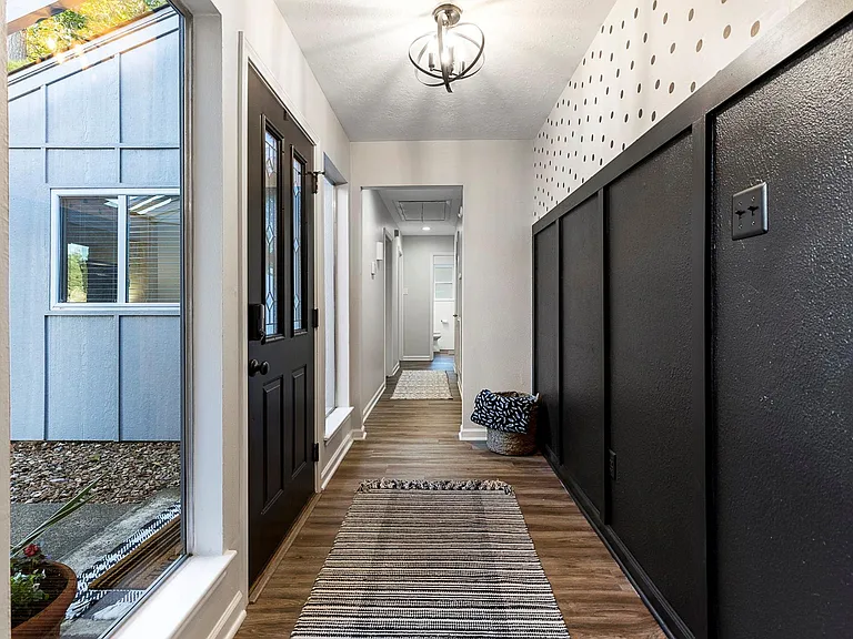 623 Hickory Ridge Dr — Photo 4