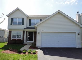 807 Sapphire Dr, Bolingbrook, IL 60490