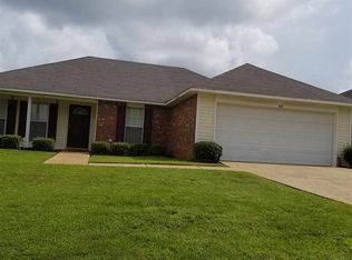 119 Nicholson Dr, Terry, MS 39170