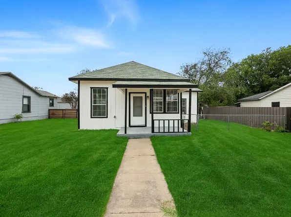 705 Hallvale Dr, White Settlement, TX 76108