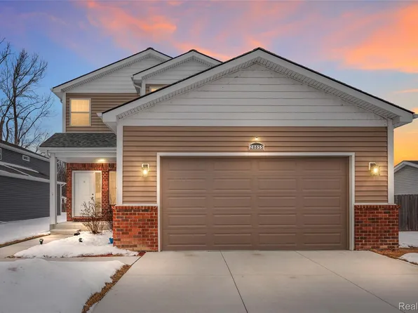 28855 Anchor Dr, Chesterfield, MI 48047