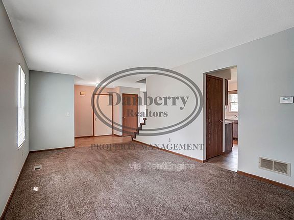 4th image of 3602 Willow Run Dr