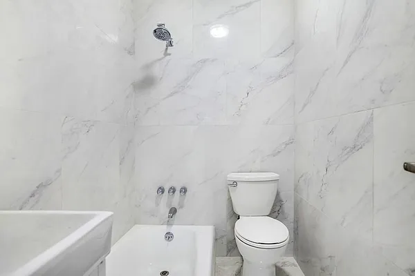 Rented by Addison Property Group | media 6