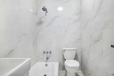 Rented by Addison Property Group