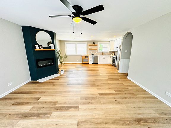 5th image of 13110 W Playfield Dr