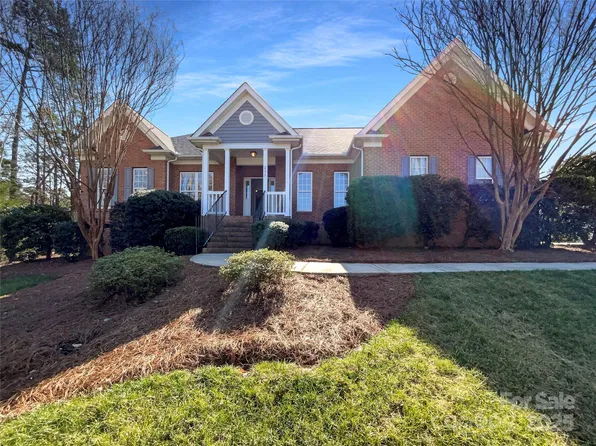 235 Glenville Dr, Fort Mill, SC 29715