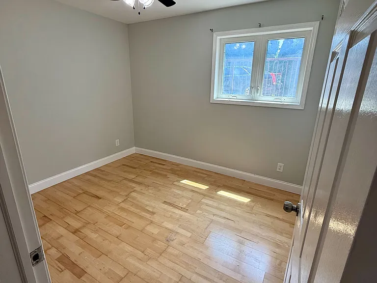 10 Carnegie Ln #2 — Photo 12