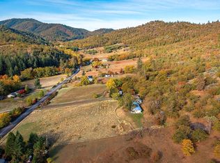 3242 W Griffin Creek Rd, Medford, OR 97501