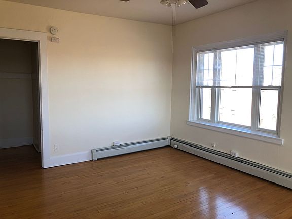 5th image of 178 Summit Ave #311