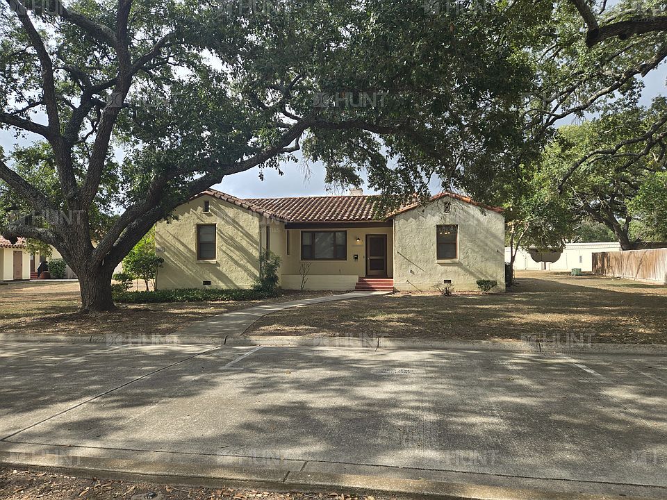 1st image of 1 N Park Ln