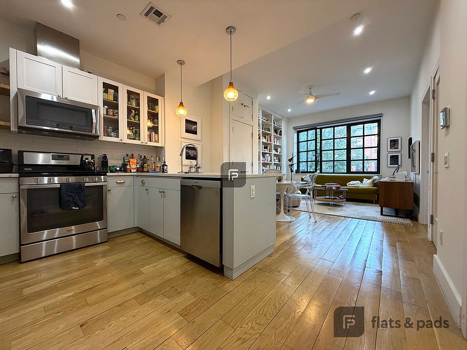 1st image of 730 Franklin Ave APT 2A