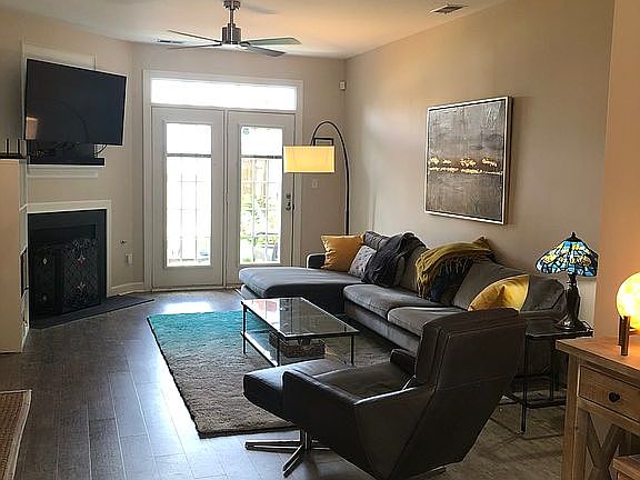 3rd image of 305 Swain Hill Ct