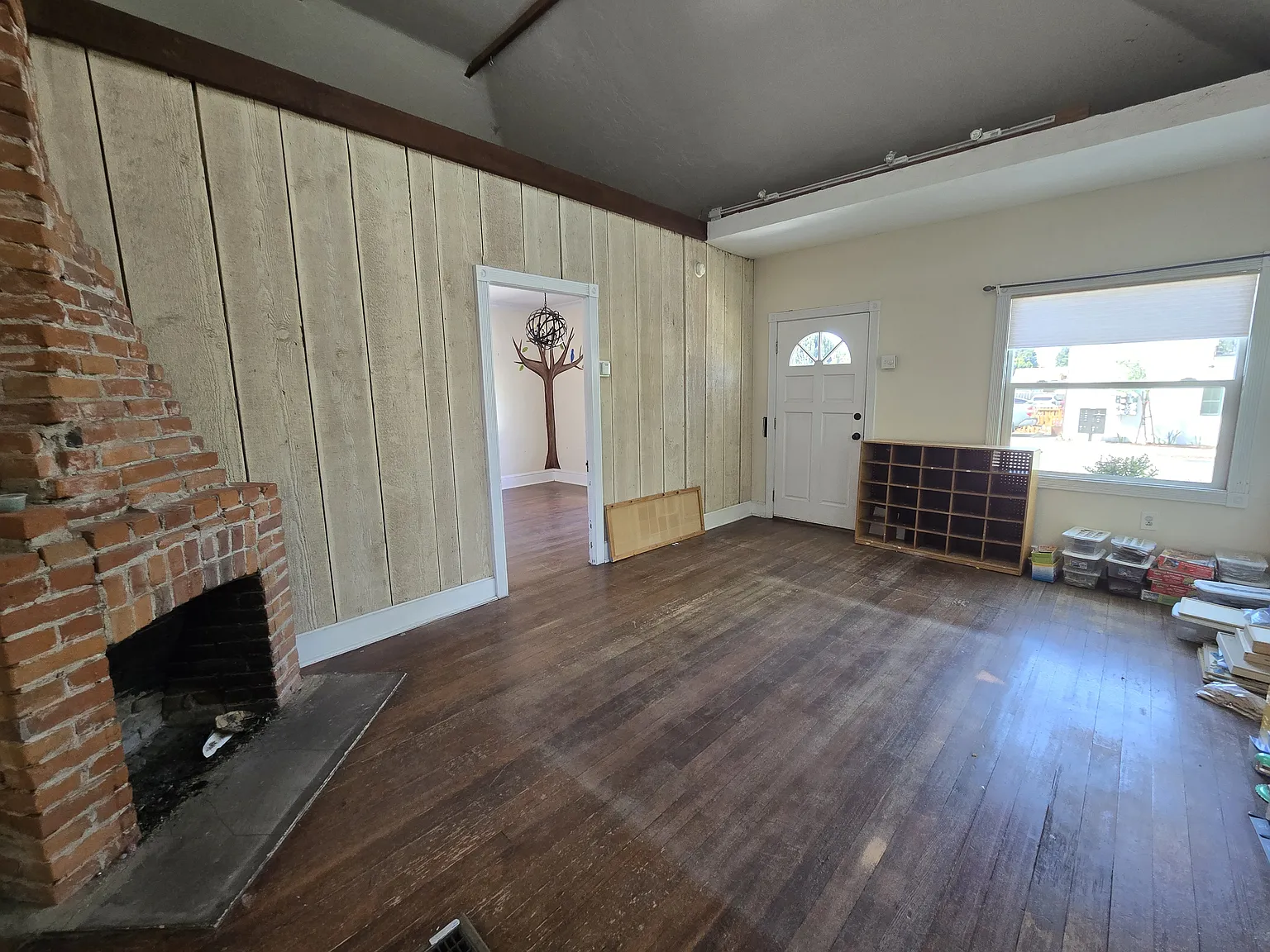 2 bed, 1.5 bath, 896 sqft, $3,800 — Photo 4