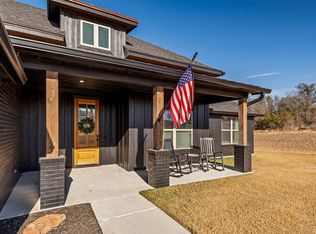1025 Bermes Ct, Weatherford, TX 76087