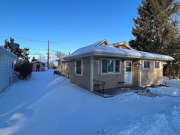 2nd image of 4902 Parkview Dr