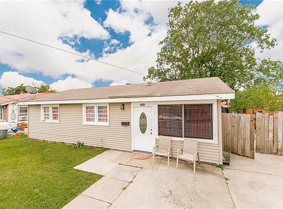 3rd image of 2508 Rose Dr