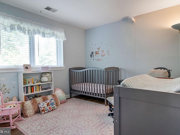 5th image of 5762 Glen Oak Turn