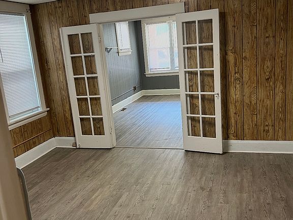3rd image of 75 Carmel Rd #1W