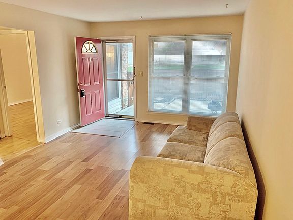 5th image of 1950 Kenilworth Cir APT D