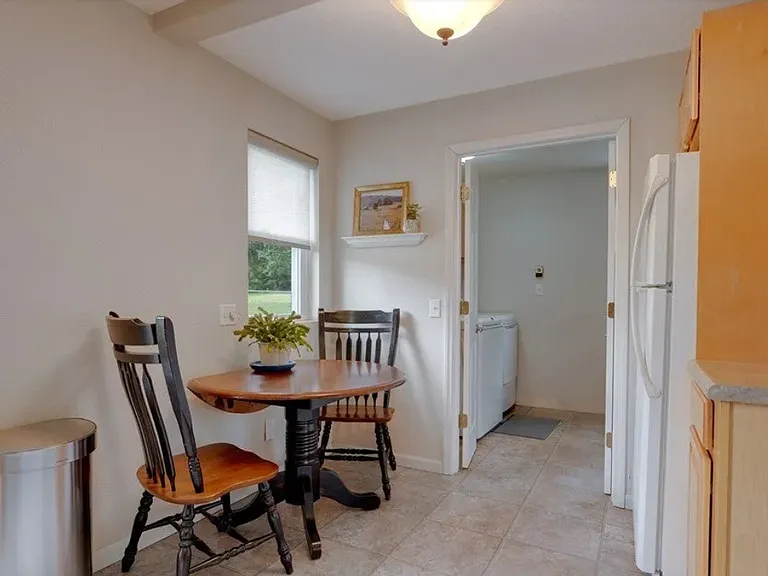 65 Leonard North St — Photo 18