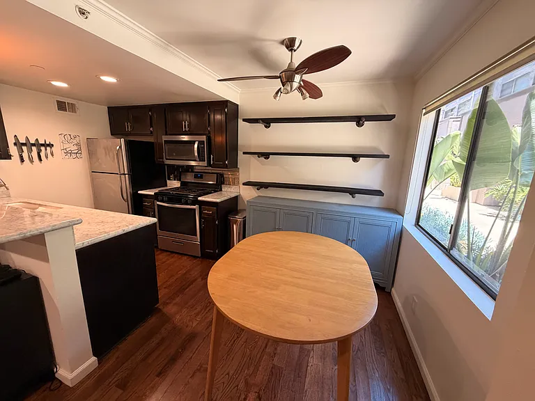 1118 E Palmer Ave #104 — Photo 2