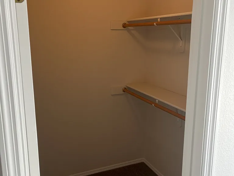 606 Prairie Ave — Photo 4
