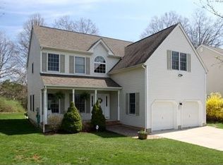 4 Forest Ave, Bridgewater, NJ 08807