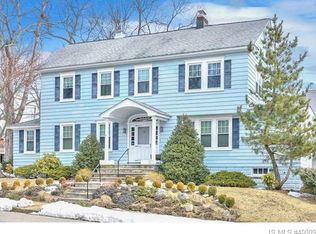 17 Laurel Ave, Toms River, NJ 08753