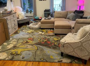 300 E 65th St #3D, New York, NY 10065