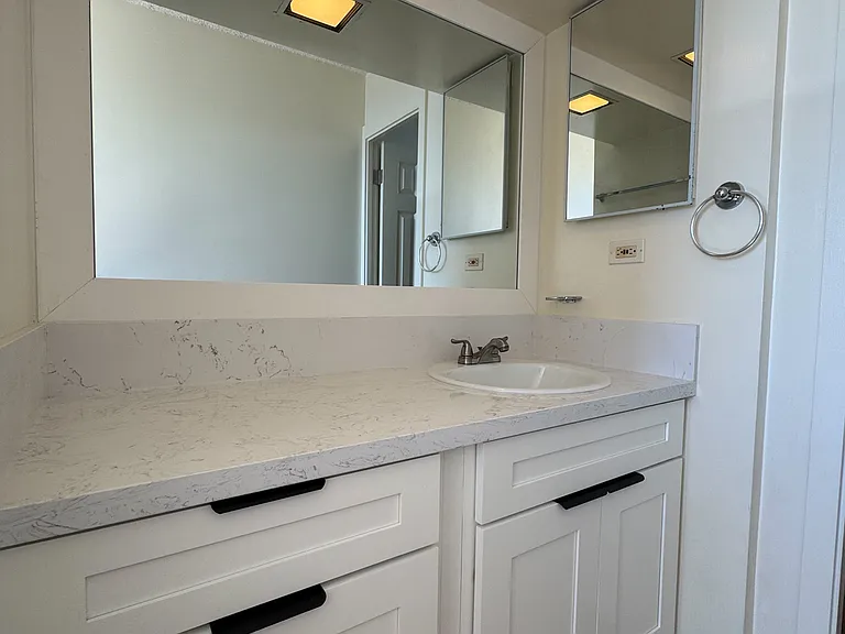 1040 Kinau St #603 — Photo 7