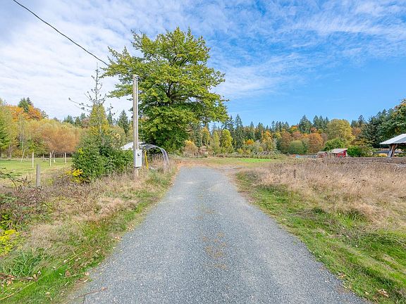 5th image of 6211 Ferguson Rd