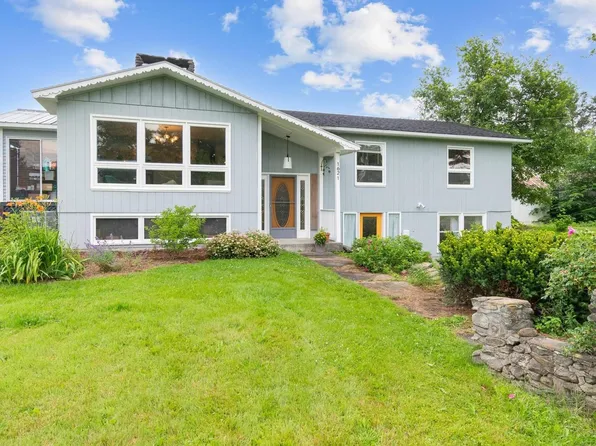 1621 VT Route 128 Route, Westford, VT 05494
