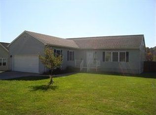 61 Schoolhouse Ln, Oneonta, NY 13820